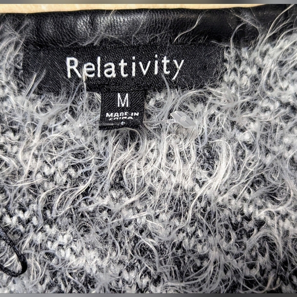 Relativity Black and White Fuzzy Open Front Cardigan Size Medium - Picture 6 of 9